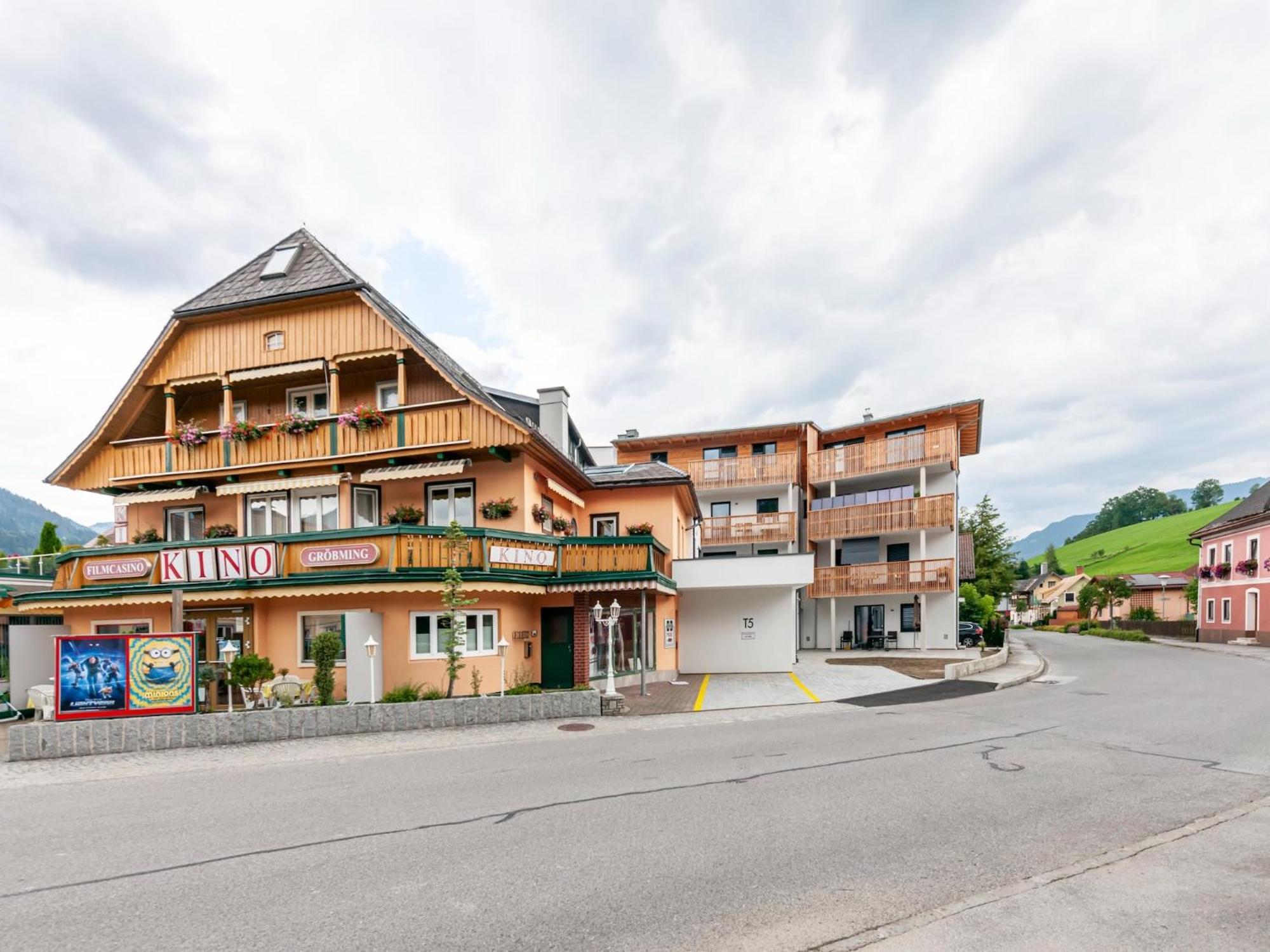 Apartment In Groebming Near Skiing And Hiking Area Grobming Exteriör bild